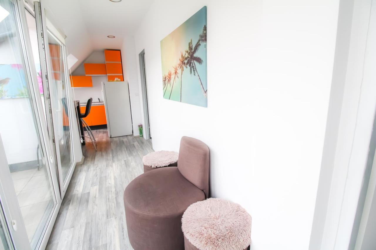 Private Triple Bedroom In Shared Apartment Dw171-4 Вена Экстерьер фото