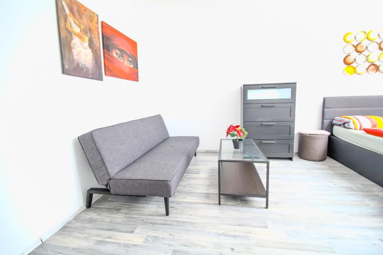 Private Triple Bedroom In Shared Apartment Dw171-4 Вена Экстерьер фото